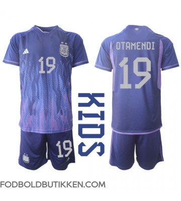 Argentina Nicolas Otamendi #19 Udebanetrøje Børn VM 2022 Kortærmet (+ Korte bukser)